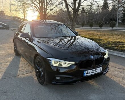 Черный БМВ 3 Серия, объемом двигателя 2 л и пробегом 120 тыс. км за 15000 $, фото 1 на Automoto.ua
