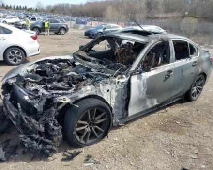 Чорний БМВ 3 Серія, об'ємом двигуна 2 л та пробігом 248 тис. км за 4000 $, фото 1 на Automoto.ua