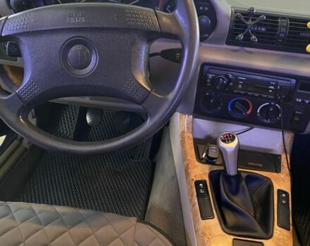 Фиолетовый БМВ 3 Серия, объемом двигателя 1.8 л и пробегом 320 тыс. км за 2500 $, фото 8 на Automoto.ua