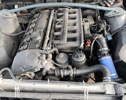 Фиолетовый БМВ 3 Серия, объемом двигателя 1.8 л и пробегом 200 тыс. км за 4300 $, фото 7 на Automoto.ua