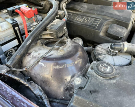 Фиолетовый БМВ 3 Серия, объемом двигателя 2 л и пробегом 321 тыс. км за 3350 $, фото 29 на Automoto.ua