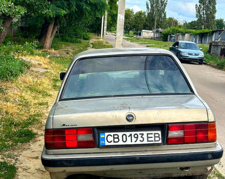 Коричневый БМВ 3 Серия, объемом двигателя 2 л и пробегом 200 тыс. км за 1300 $, фото 2 на Automoto.ua