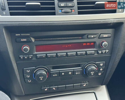 Коричневий БМВ 3 Серія, об'ємом двигуна 2 л та пробігом 265 тис. км за 6900 $, фото 31 на Automoto.ua