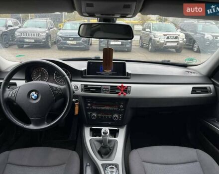 Коричневий БМВ 3 Серія, об'ємом двигуна 2 л та пробігом 280 тис. км за 9290 $, фото 12 на Automoto.ua