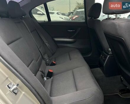 Коричневий БМВ 3 Серія, об'ємом двигуна 2 л та пробігом 280 тис. км за 9290 $, фото 11 на Automoto.ua