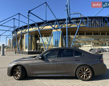 Коричневый БМВ 3 Серия, объемом двигателя 2 л и пробегом 140 тыс. км за 15000 $, фото 8 на Automoto.ua