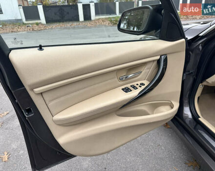 Коричневий БМВ 3 Серія, об'ємом двигуна 2 л та пробігом 120 тис. км за 12999 $, фото 25 на Automoto.ua