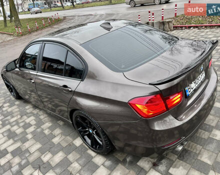 Коричневый БМВ 3 Серия, объемом двигателя 2 л и пробегом 102 тыс. км за 13750 $, фото 7 на Automoto.ua