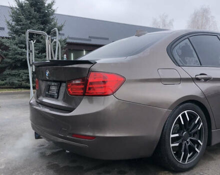 Коричневый БМВ 3 Серия, объемом двигателя 2 л и пробегом 174 тыс. км за 14000 $, фото 18 на Automoto.ua