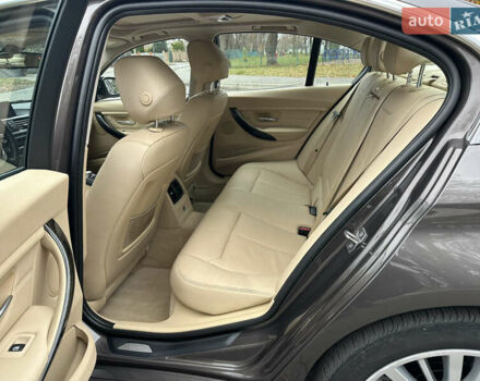 Коричневий БМВ 3 Серія, об'ємом двигуна 2 л та пробігом 120 тис. км за 12999 $, фото 34 на Automoto.ua