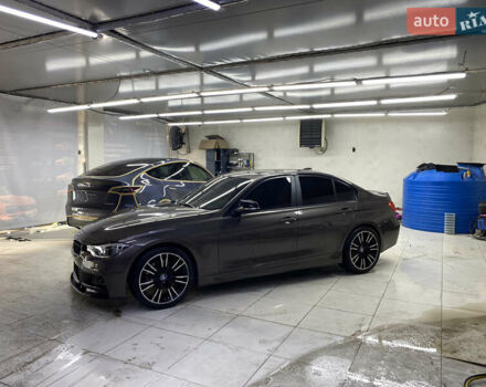 БМВ 3 Серия 2014 в Днепре (Днепропетровске) на Automoto.ua Коричневый БМВ 3 Серия, объемом двигателя 2 л и пробегом 177 тыс. км за 14500 $, фото 7 на Automoto.ua