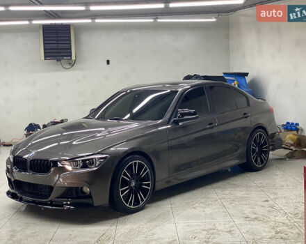 БМВ 3 Серия 2014 в Днепре (Днепропетровске) на Automoto.ua Коричневый БМВ 3 Серия, объемом двигателя 2 л и пробегом 177 тыс. км за 14500 $, фото 6 на Automoto.ua