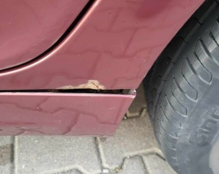 Червоний БМВ 3 Серія, об'ємом двигуна 2 л та пробігом 250 тис. км за 2200 $, фото 4 на Automoto.ua
