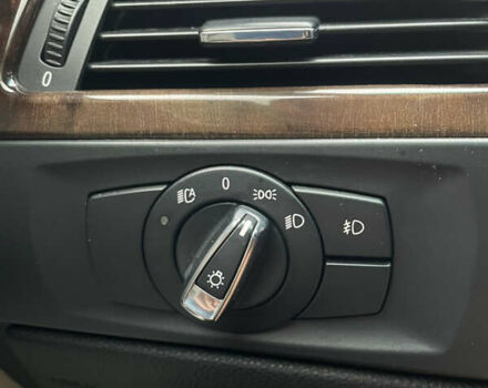 Красный БМВ 3 Серия, объемом двигателя 2.98 л и пробегом 263 тыс. км за 9999 $, фото 14 на Automoto.ua