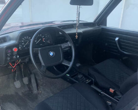 Красный БМВ 3 Серия, объемом двигателя 1.6 л и пробегом 300 тыс. км за 600 $, фото 7 на Automoto.ua