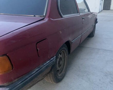 Красный БМВ 3 Серия, объемом двигателя 1.6 л и пробегом 300 тыс. км за 600 $, фото 9 на Automoto.ua