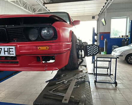 БМВ 3 Серия 1983 в Першотравенске на Automoto.ua Красный БМВ 3 Серия, объемом двигателя 1.8 л и пробегом 200 тыс. км за 3100 $, фото 3 на Automoto.ua