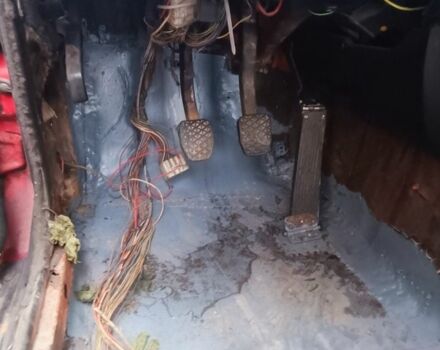 Червоний БМВ 3 Серія, об'ємом двигуна 0 л та пробігом 2 тис. км за 1500 $, фото 4 на Automoto.ua