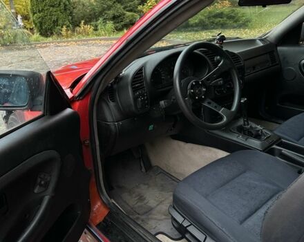 Красный БМВ 3 Серия, объемом двигателя 2.5 л и пробегом 3 тыс. км за 4700 $, фото 3 на Automoto.ua