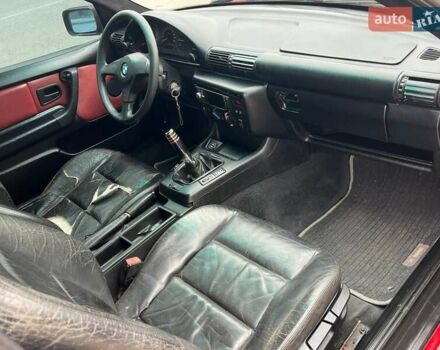 Красный БМВ 3 Серия, объемом двигателя 1.6 л и пробегом 280 тыс. км за 1850 $, фото 5 на Automoto.ua