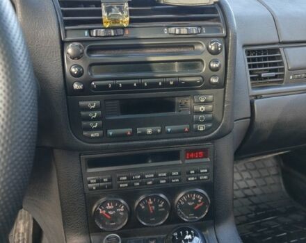 Красный БМВ 3 Серия, объемом двигателя 2.5 л и пробегом 240 тыс. км за 6000 $, фото 5 на Automoto.ua