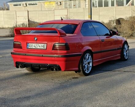 Красный БМВ 3 Серия, объемом двигателя 2.5 л и пробегом 240 тыс. км за 6000 $, фото 2 на Automoto.ua