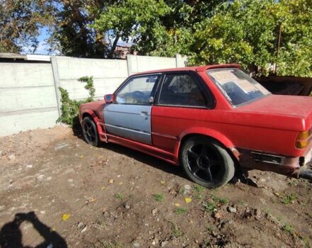 Червоний БМВ 3 Серія, об'ємом двигуна 2.5 л та пробігом 230 тис. км за 1000 $, фото 5 на Automoto.ua