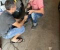 Красный БМВ 3 Серия, объемом двигателя 2.2 л и пробегом 241 тыс. км за 6800 $, фото 9 на Automoto.ua