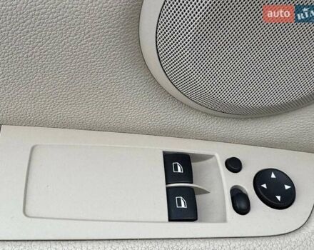 Червоний БМВ 3 Серія, об'ємом двигуна 2.98 л та пробігом 156 тис. км за 16490 $, фото 16 на Automoto.ua