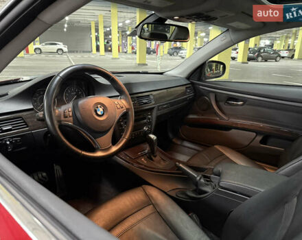 Красный БМВ 3 Серия, объемом двигателя 3 л и пробегом 94 тыс. км за 11000 $, фото 17 на Automoto.ua