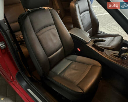 Красный БМВ 3 Серия, объемом двигателя 3 л и пробегом 94 тыс. км за 11000 $, фото 30 на Automoto.ua