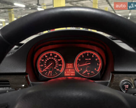 Красный БМВ 3 Серия, объемом двигателя 3 л и пробегом 94 тыс. км за 11000 $, фото 38 на Automoto.ua