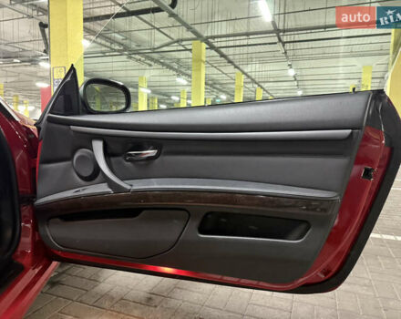 Красный БМВ 3 Серия, объемом двигателя 3 л и пробегом 94 тыс. км за 11000 $, фото 28 на Automoto.ua