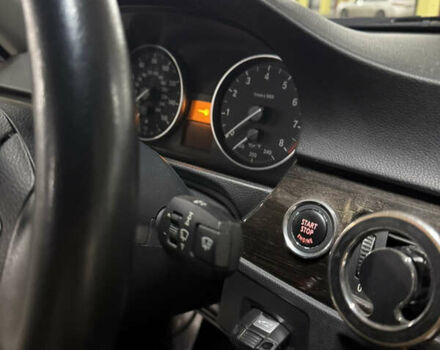 Красный БМВ 3 Серия, объемом двигателя 3 л и пробегом 94 тыс. км за 11000 $, фото 37 на Automoto.ua