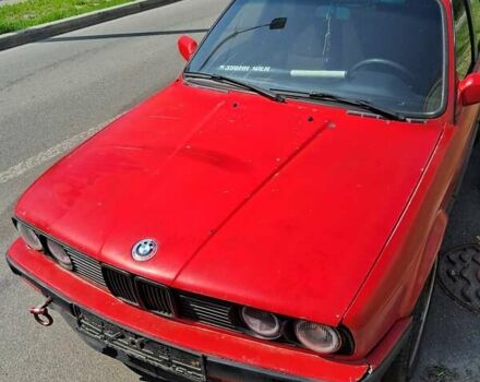 Красный БМВ 3 Серия, объемом двигателя 1.8 л и пробегом 200 тыс. км за 1300 $, фото 3 на Automoto.ua