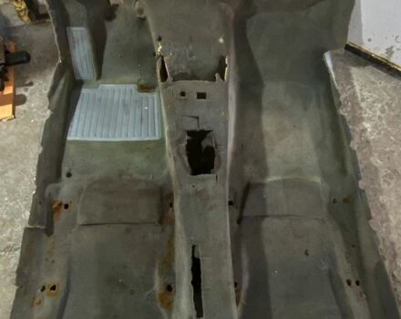 Красный БМВ 3 Серия, объемом двигателя 2 л и пробегом 80 тыс. км за 520 $, фото 7 на Automoto.ua