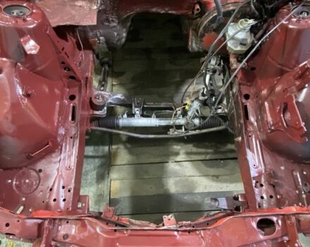 Красный БМВ 3 Серия, объемом двигателя 2 л и пробегом 80 тыс. км за 520 $, фото 10 на Automoto.ua