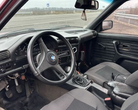 Красный БМВ 3 Серия, объемом двигателя 1.8 л и пробегом 1 тыс. км за 2999 $, фото 10 на Automoto.ua