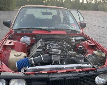 Красный БМВ 3 Серия, объемом двигателя 1.8 л и пробегом 100 тыс. км за 9500 $, фото 7 на Automoto.ua