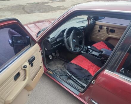 Красный БМВ 3 Серия, объемом двигателя 2.4 л и пробегом 260 тыс. км за 1100 $, фото 5 на Automoto.ua