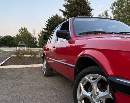 Красный БМВ 3 Серия, объемом двигателя 1.8 л и пробегом 250 тыс. км за 3100 $, фото 3 на Automoto.ua