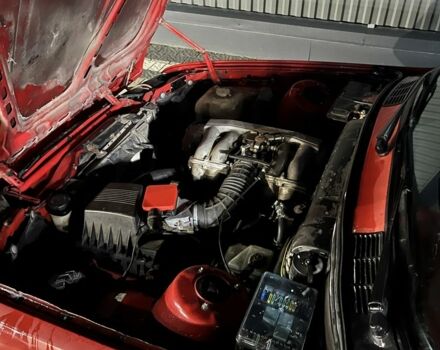 Красный БМВ 3 Серия, объемом двигателя 1.6 л и пробегом 300 тыс. км за 1900 $, фото 6 на Automoto.ua