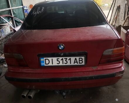 Червоний БМВ 3 Серія, об'ємом двигуна 1.6 л та пробігом 300 тис. км за 1421 $, фото 1 на Automoto.ua