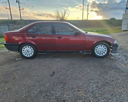 Красный БМВ 3 Серия, объемом двигателя 1.8 л и пробегом 380 тыс. км за 1700 $, фото 4 на Automoto.ua