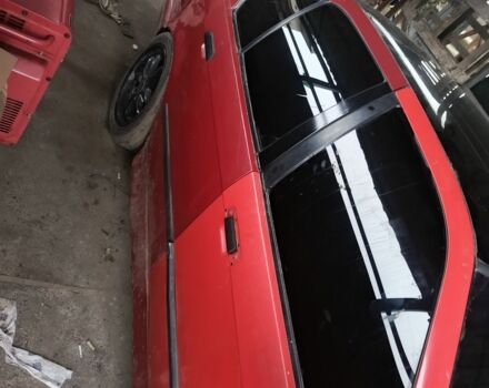 Червоний БМВ 3 Серія, об'ємом двигуна 1.6 л та пробігом 300 тис. км за 1421 $, фото 5 на Automoto.ua