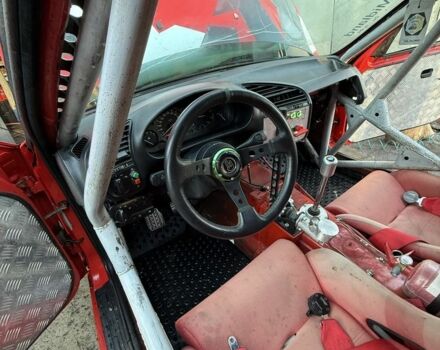 Красный БМВ 3 Серия, объемом двигателя 1.8 л и пробегом 166 тыс. км за 9999 $, фото 4 на Automoto.ua