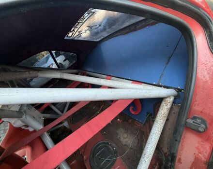 Красный БМВ 3 Серия, объемом двигателя 1.8 л и пробегом 166 тыс. км за 9999 $, фото 10 на Automoto.ua