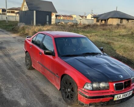 Красный БМВ 3 Серия, объемом двигателя 1.6 л и пробегом 250 тыс. км за 1100 $, фото 2 на Automoto.ua