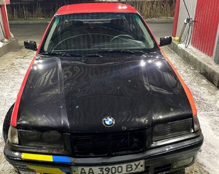 Красный БМВ 3 Серия, объемом двигателя 1.6 л и пробегом 406 тыс. км за 1900 $, фото 6 на Automoto.ua