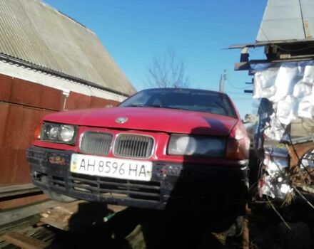 Красный БМВ 3 Серия, объемом двигателя 1.6 л и пробегом 250 тыс. км за 1542 $, фото 3 на Automoto.ua